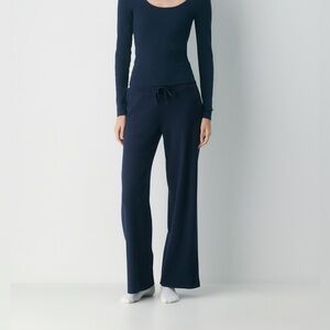 ARITZIA HomeStretch Rib Pant